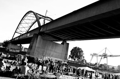 "nächstes mal könnte der platz eng werden" - Mannheimer Brückenaward 2012: Am Neckar angekommen 