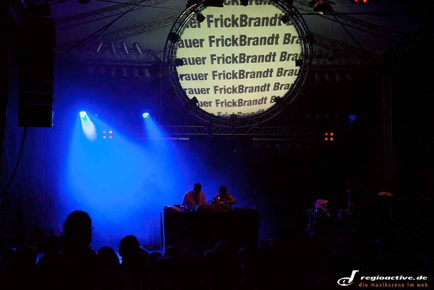 Brandt Brauer Frick (live auf dem Sound of the Forest Festival-Samstag 2012)